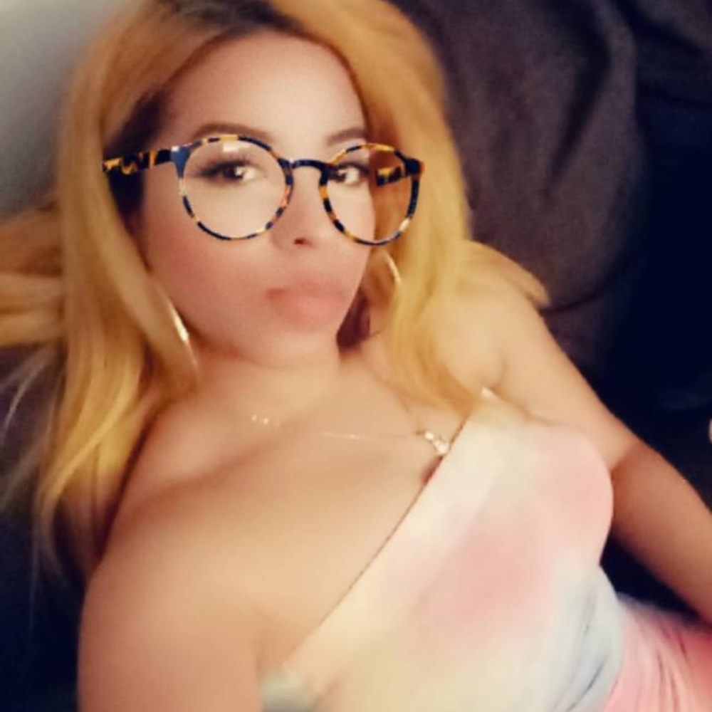 Meet your Posher, Daniela